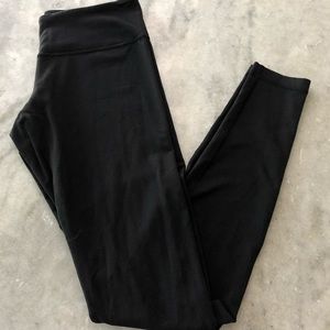 Lululemon yoga pants